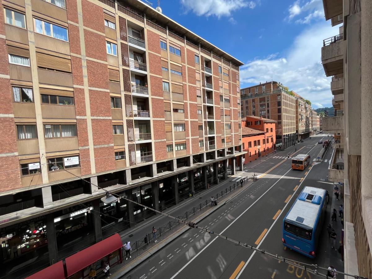 Ferienwohnung Casa Marconi - Welcome In The Heart Of The City Bologna Exterior foto